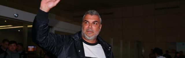 世界杯历史数据-中超冠军主帅离任！奥拉罗尤：对球迷球员说声抱歉