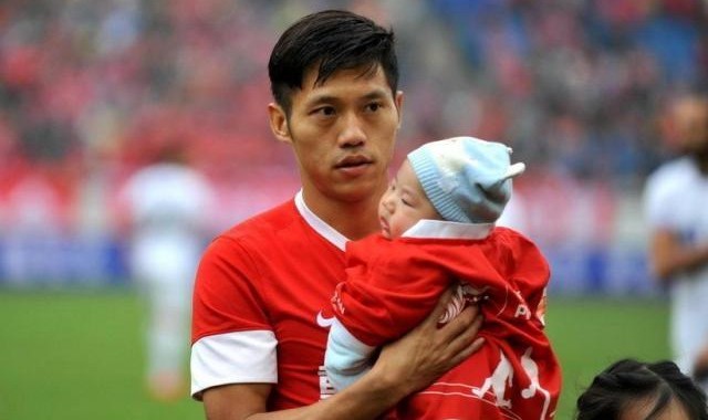 世界杯历届冠军-40岁老将吴庆将退役 博拉尼奥斯蒋圣龙或加盟重庆